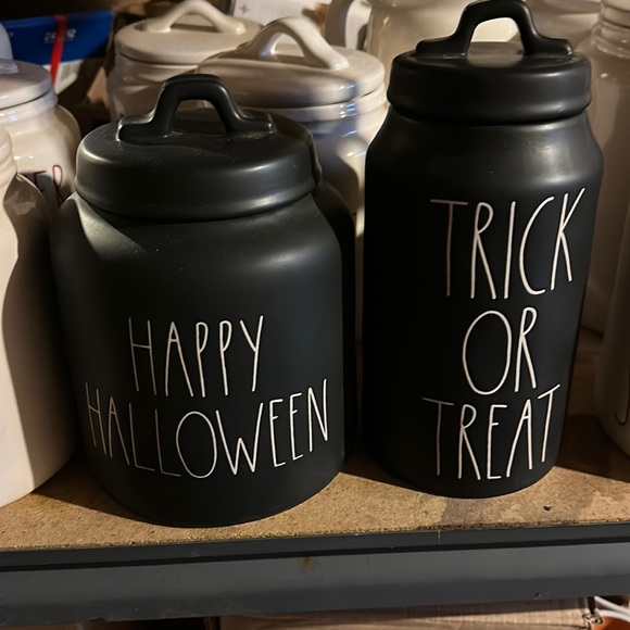 Rae dunn happy Halloween and trick or treat canister 2018